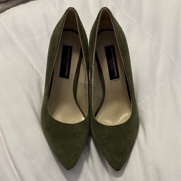 Chinese Laundry Olive Suede Heels - Picture 1 of 6